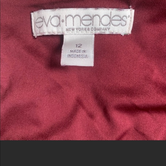 Eva Mendes lace shift dress - Picture 3 of 3